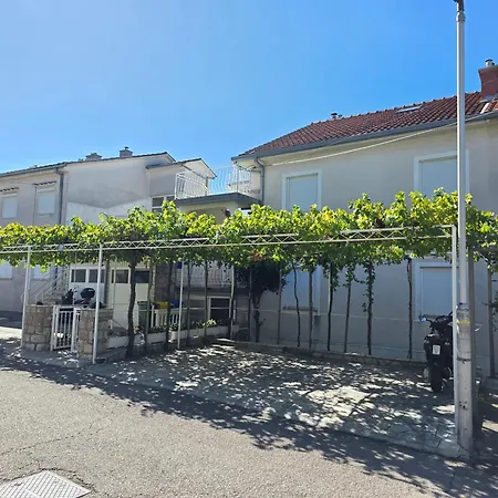 Appartement Dragica With Sea View